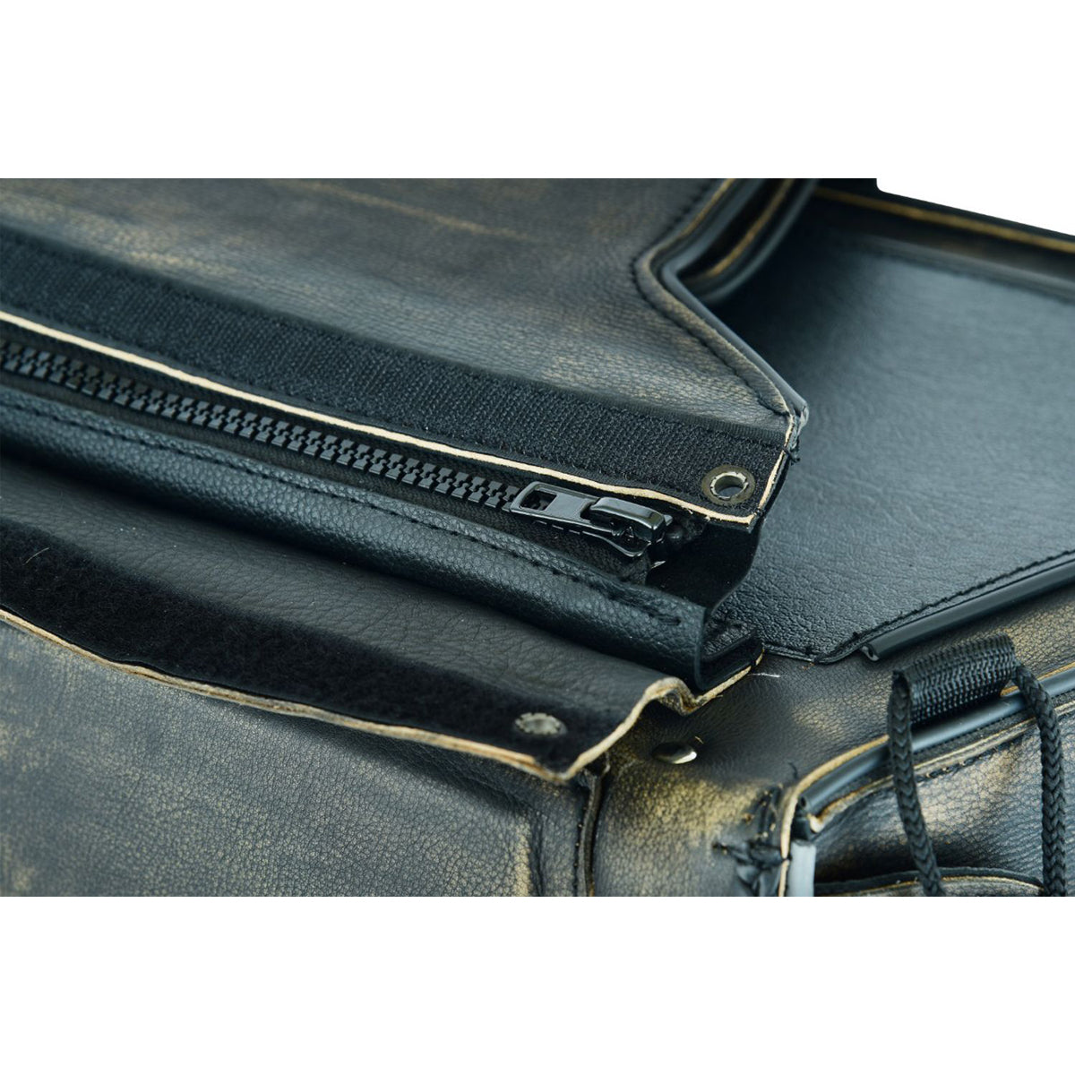 Leather Motorcycle Saddlebag No-Studs