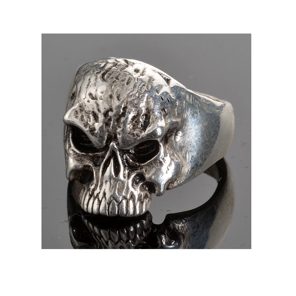 STAINLESS STEEL MEN'S FEAR NO EVIL SKULL RING